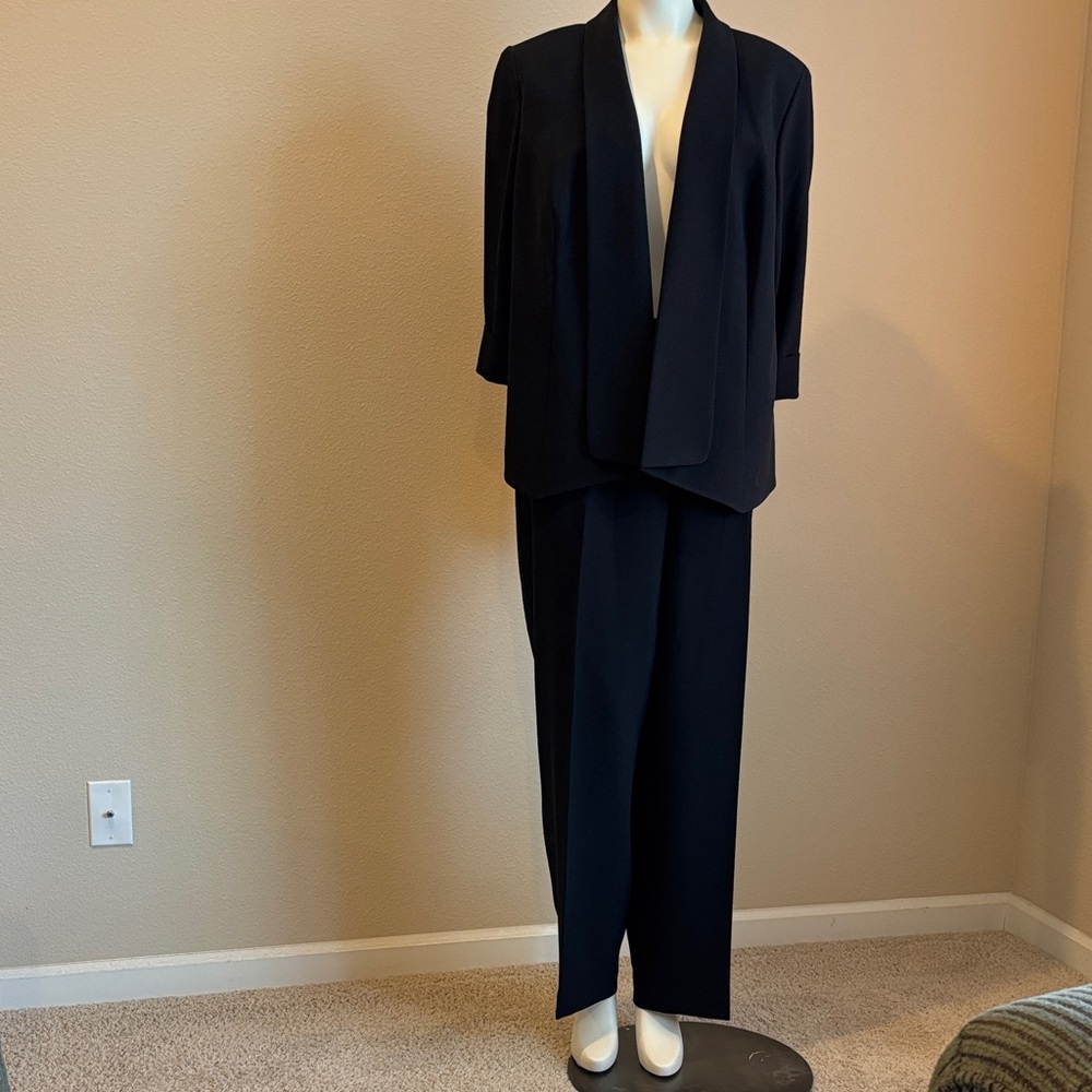 Kasper Women's Black Business Suit